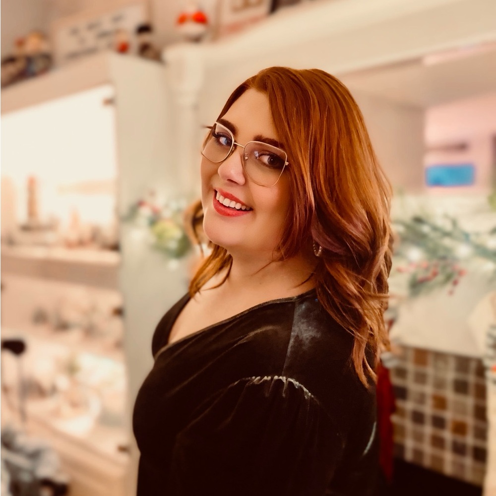 Meet your Posher, Carly